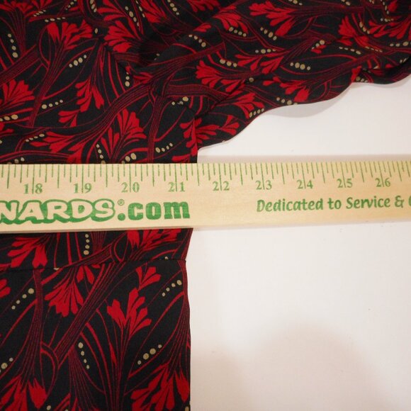 NWT Lane Bryant Women's size 16 Lightweight Blouse Black Red Bell Sleeve - Picture 6 of 12